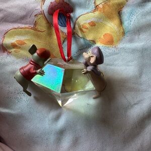 Rescuers Disney ornament- Bernard and Bianca with diamond, excellent condition